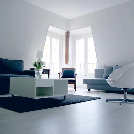 Rue De Ponthieu Central Furnished Apartment Paris Dış mekan fotoğraf