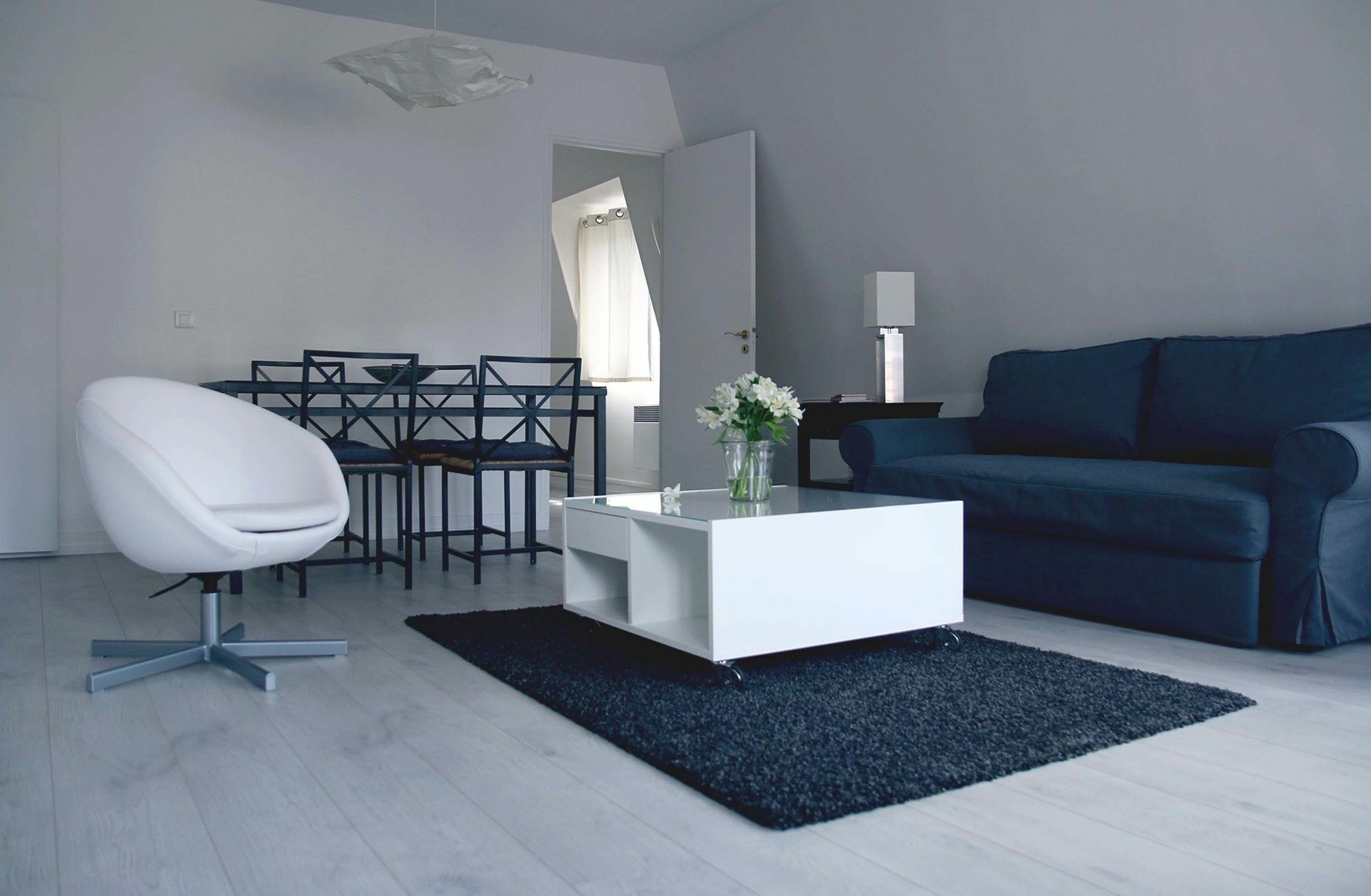 Rue De Ponthieu Central Furnished Apartment Paris Dış mekan fotoğraf